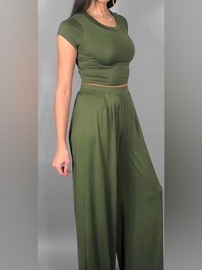 WinWin Labeye Womens Olive Palazzo Set